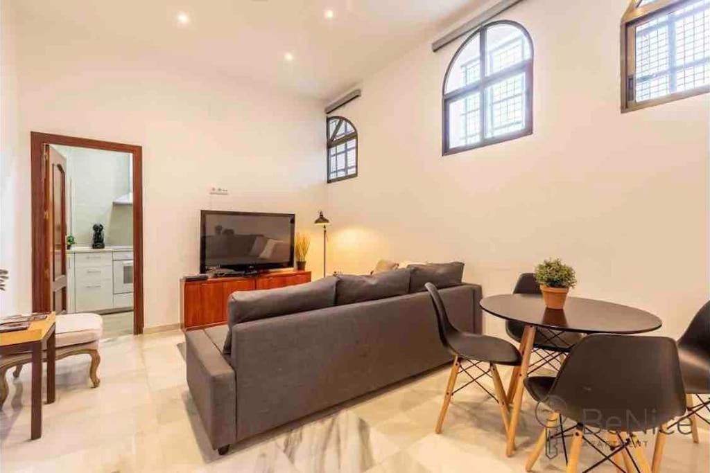 Luxury Apartamento Sevilla Centro -Triana Dış mekan fotoğraf