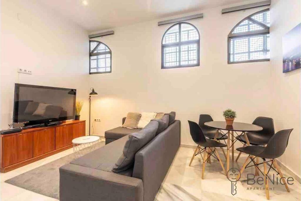 Luxury Apartamento Sevilla Centro -Triana Dış mekan fotoğraf